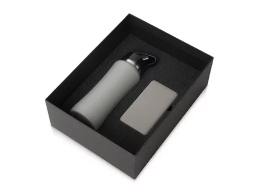 Подарочный набор с бутылкой для воды и повербанком С2, 10000 mAh, серый Подарочный набор с бутылкой для воды и повербанком С2, 10000 mAh, серый