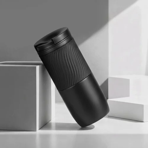Герметичная вакуумная термокружка Pillar,550 мл, черный
