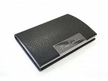 Визитница Pierre Cardin. Корпус - искус.кожа. Размер 9,6 х 6,4 х 1,3 см. Цвет - черный.