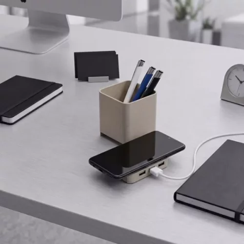 Настольный органайзер Cubic с функциями USB-хаба и беспроводной зарядки фото 14 Настольный органайзер Cubic с функциями USB-хаба и беспроводной зарядки фото 14