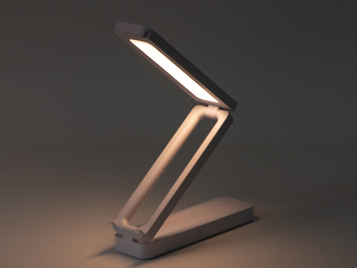 Складывающаяся LED лампа с беспроводной зарядкой Lightfold, белый фото 4 Складывающаяся LED лампа с беспроводной зарядкой Lightfold, белый фото 4